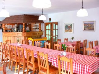 Nagy-Bogrács Vendéglő, étterem – Nagykörű